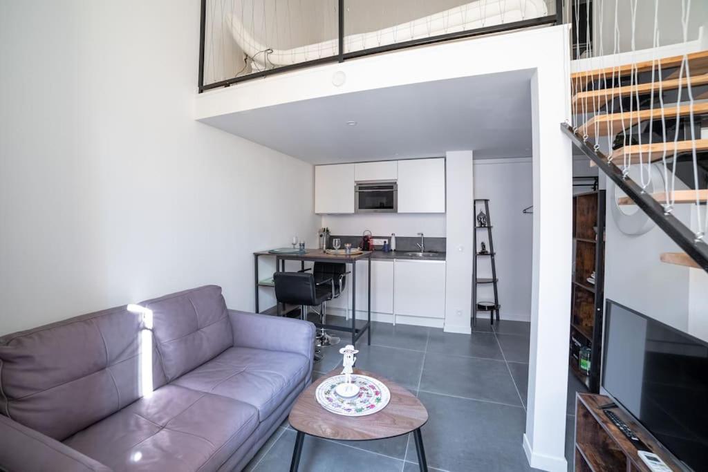 Apartamento Petit Duplex - Nouveau Duplex Avec Wifi Et Clim Pour 2 Antibes